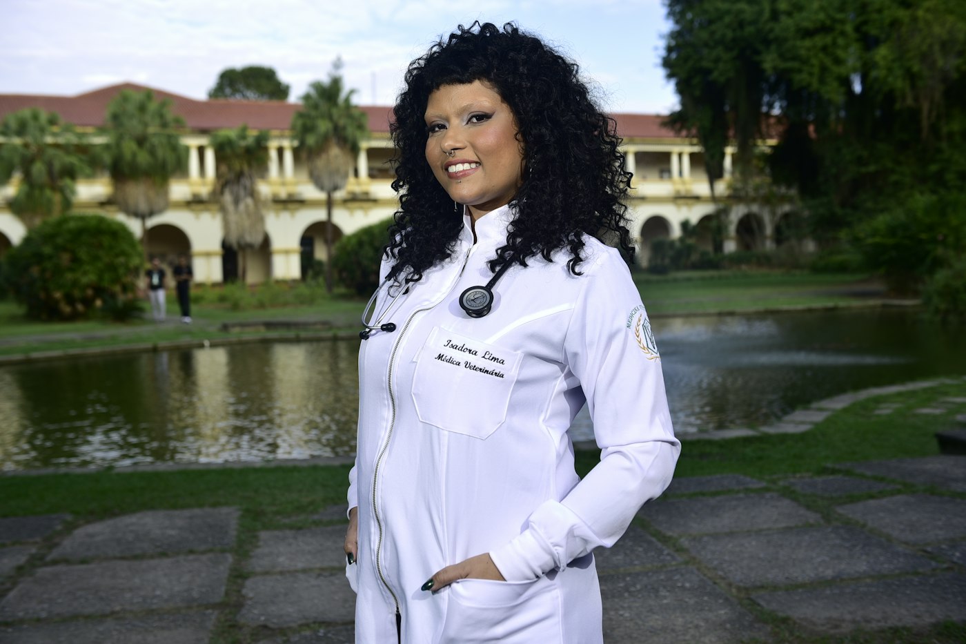 Dr. [Name], Veterinarian · dental & cats